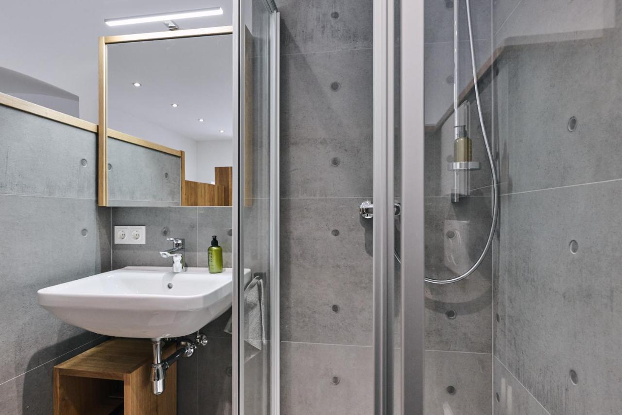 Apartament G17